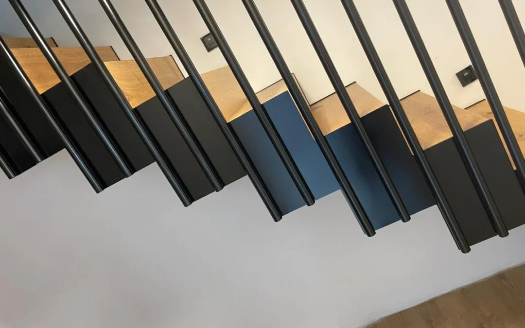 Ocelové dvojschodiště v České Lípě